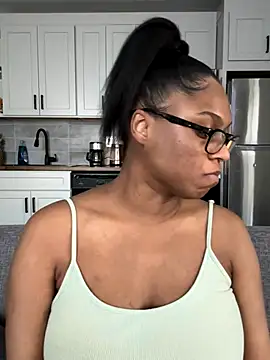 CandyLuxxxx online show from September 18, 7:56 pm