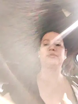 keilymadam online show from December 15, 2:44 pm