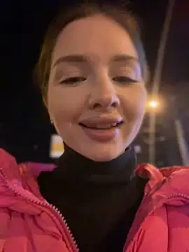 KrisMagnoly online show from April 10, 7:09 pm