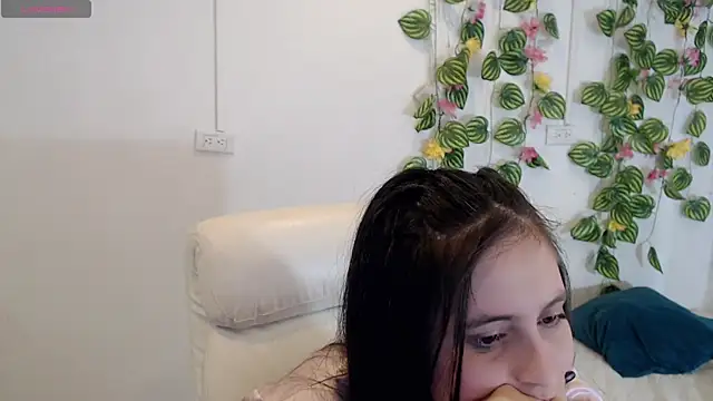 tania sweet   online show from November 29, 5:17 pm