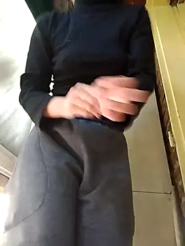 deftoolceles online show from April 27, 8:06 pm