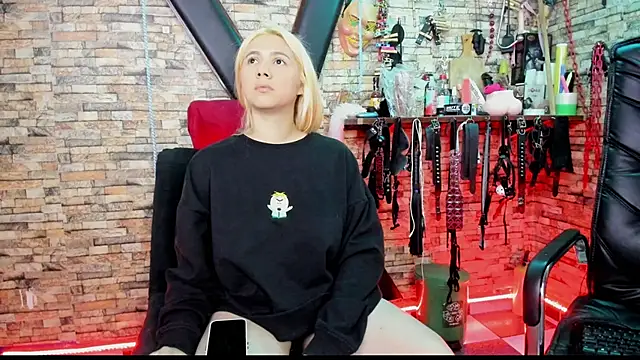 Liltildeman moon online show from September 23, 2:32 am