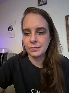 Chantalee online show from April 11, 7:45 am