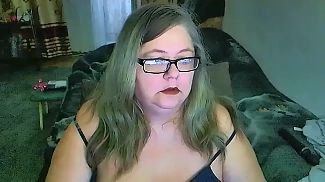 sex2 online show from April 13, 8:26 am