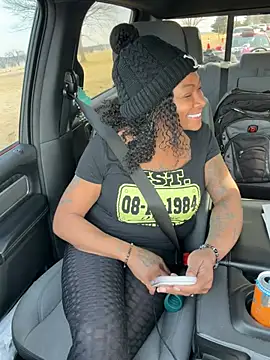 HaloRodeoLover2 online show from February 24, 8:40 pm