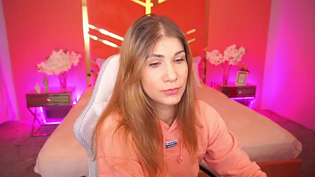 CassandraGood online show from September 22, 6:34 am