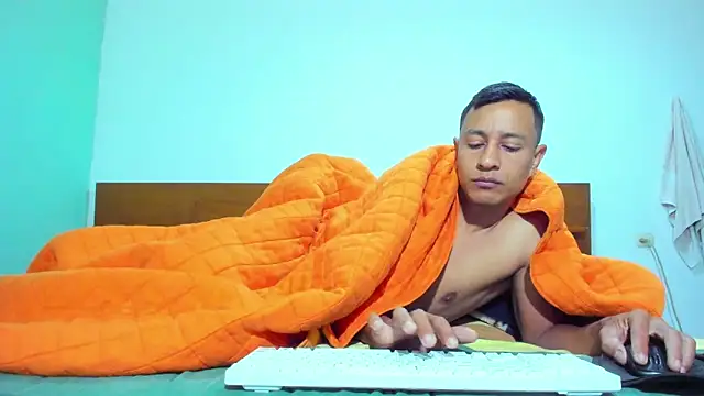 Maik James online show from April 5, 9:52 am