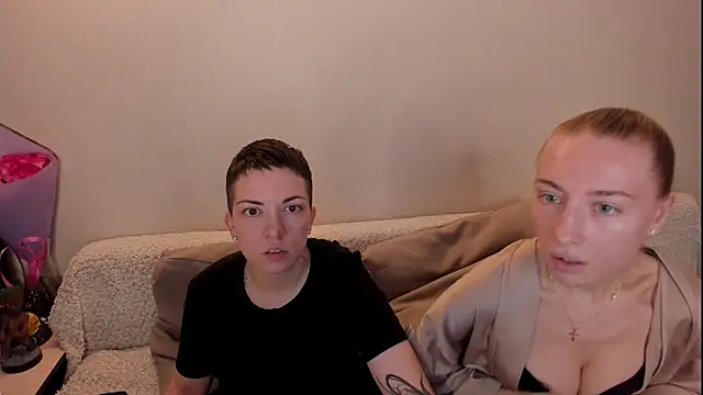 secret dreams   online show from November 21, 2:30 pm