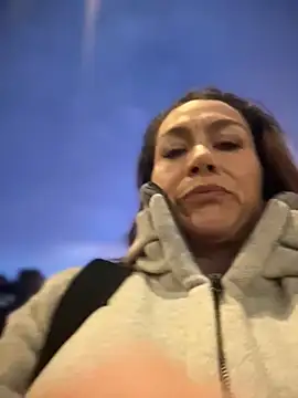 angelitasexy81 online show from November 25, 4:53 pm