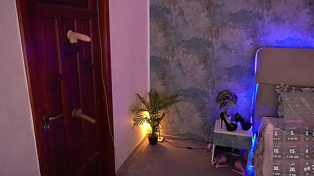 Sexy Ira online show from April 14, 8:14 am