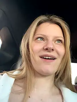 MaryHiggins online show from September 9, 9:53 am