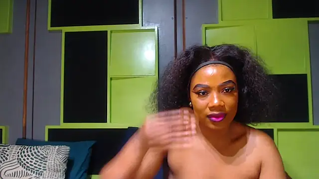 SexyAssDivaxxx online show from September 11, 5:19 am