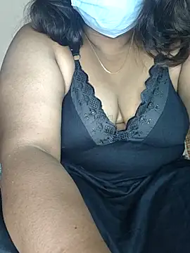 luckyee-sam online show from June 21, 12:58 am