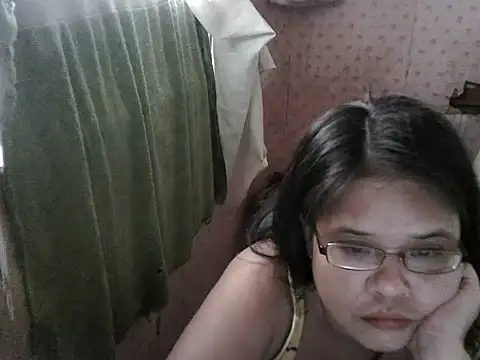 abiemayhottiey online show from October 3, 6:07 am