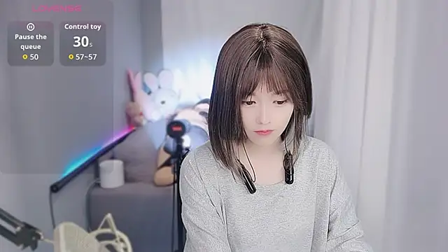 tw lala online show from December 15, 4:45 pm