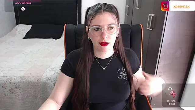 xxbbtaa online show from October 9, 6:45 pm