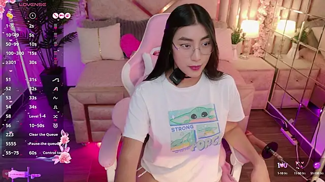 shanon- online show from October 13, 6:32 pm