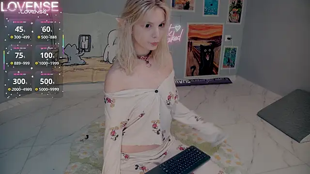 Careful i bite online show from September 24, 6:01 am