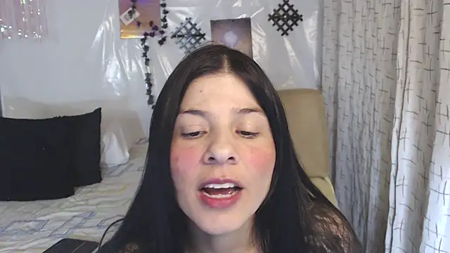 Estefani 32 online show from November 16, 1:40 am