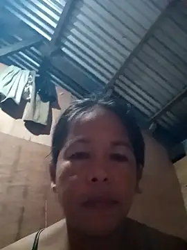 yummytitsxxx168 online show from January 9, 1:37 pm