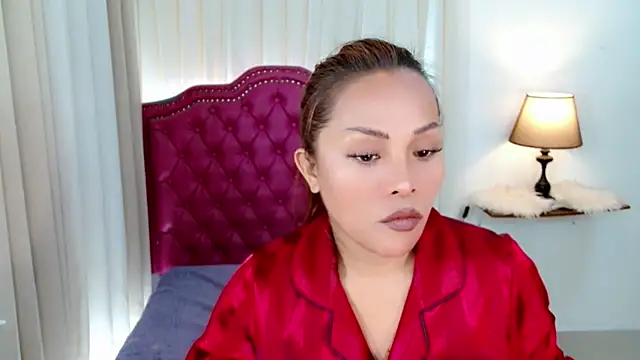 DreamLADYBOY online show from April 8, 4:47 am