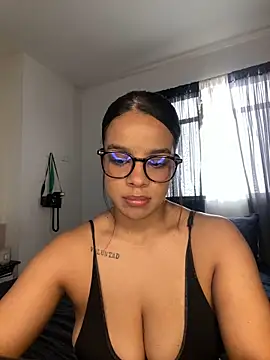 trianawhite online show from March 9, 3:59 pm