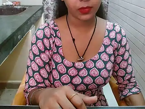 LovingPihu online show from September 29, 6:40 am