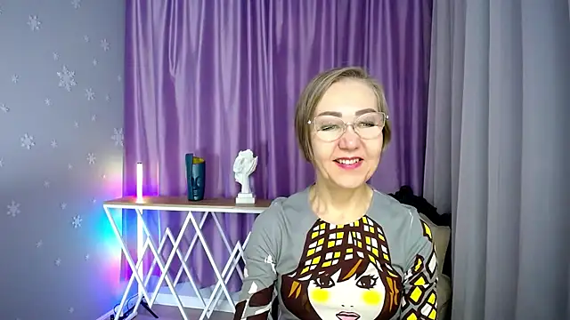 queen a n i online show from October 27, 10:22 am