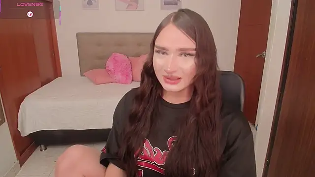 Miley Baker online show from January 10, 4:01 pm