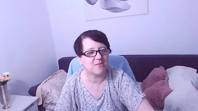 ChristaRose online show from February 7, 3:21 am