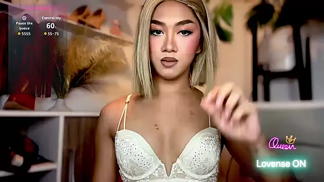 Mariadel Hilton online show from April 20, 7:28 pm