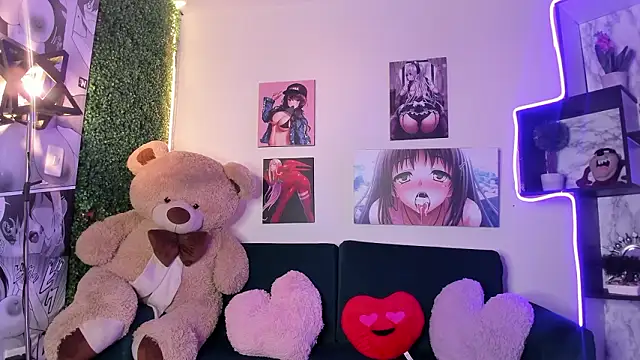  liathompsom09 online show from February 3, 11:07 pm