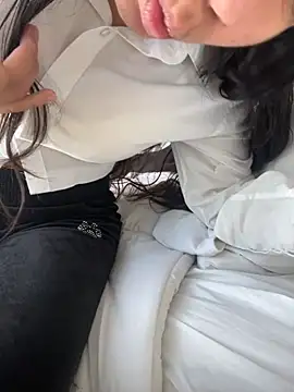 DulceMya6 online show from November 28, 7:50 pm