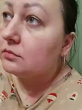 Rini333 online show from November 30, 4:00 pm