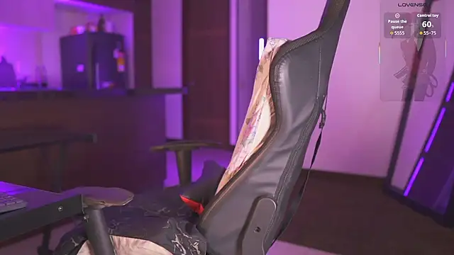 AmberRaus online show from March 21, 2:05 am