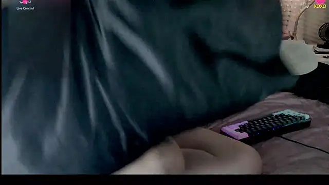 Sweetiegirl00 online show from April 17, 6:54 pm