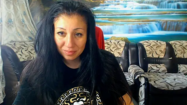 MoistMady online show from May 29, 5:49 am