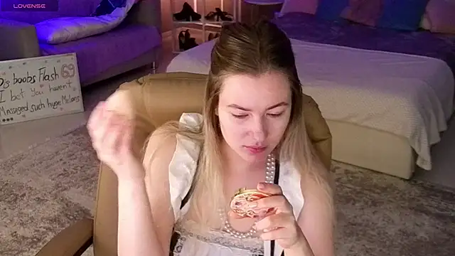 elinanortas online show from October 18, 1:19 am