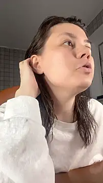 NinaVI online show from March 29, 8:52 pm