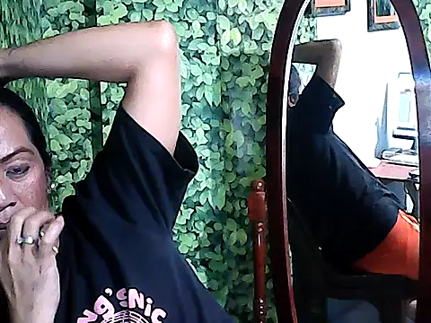 yummy 21xxx online show from October 15, 2:08 pm