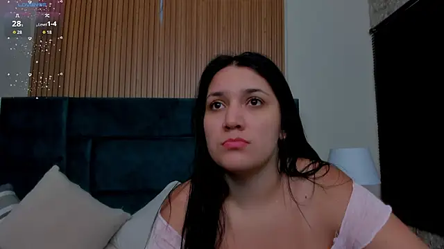 Kareena chopra online show from April 9, 12:10 pm