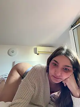 DoriDeluxe66 online show from February 10, 11:46 am