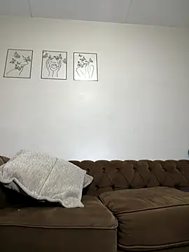 StupidNaturalPhatBooty  online show from October 1, 4:28 am