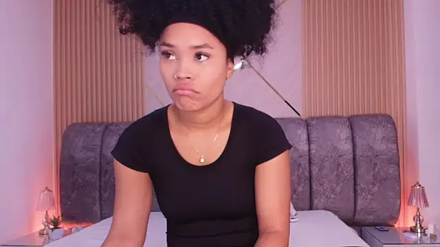 naia blessed online show from February 10, 7:17 pm