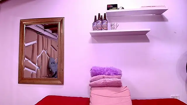 naia blessed online show from September 29, 7:19 pm