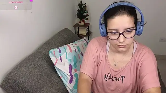 blue  moon  online show from December 23, 4:49 am