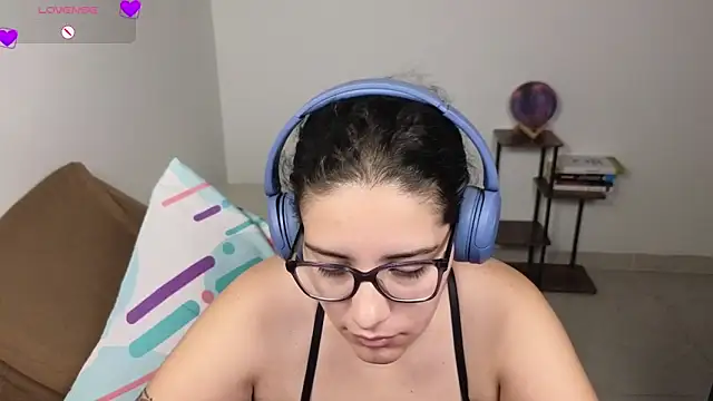 blue  moon  online show from March 16, 4:15 am