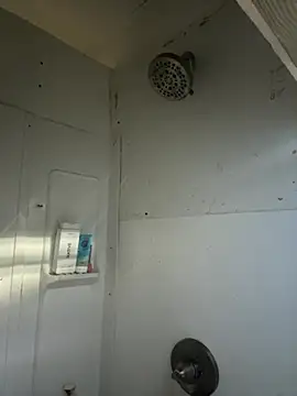 evacheers online show from October 20, 5:05 pm