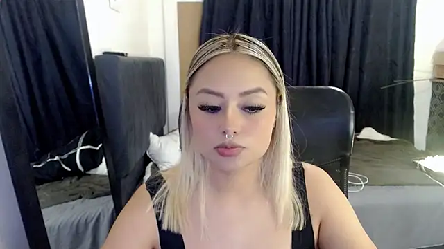 valery mew online show from June 20, 5:44 am
