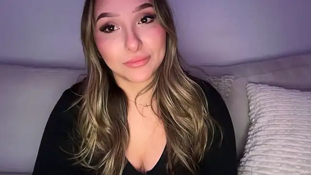 lustfulsmiles online show from April 1, 12:28 pm